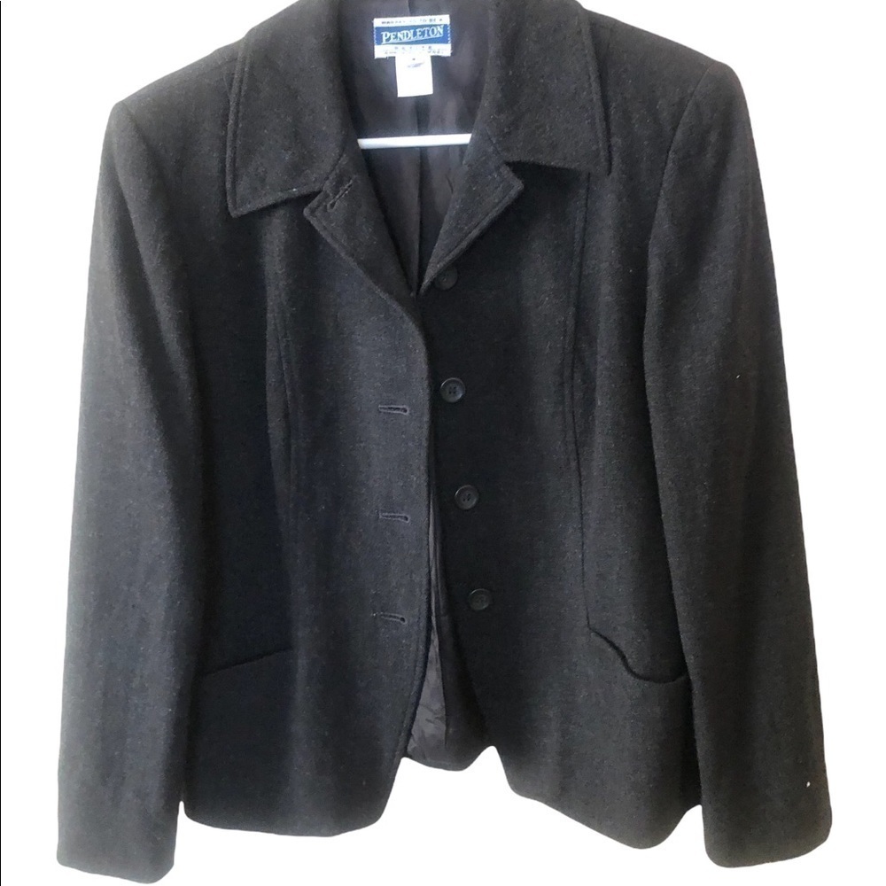 Women’s 100 percent virgin wool Black size               Petite made in …